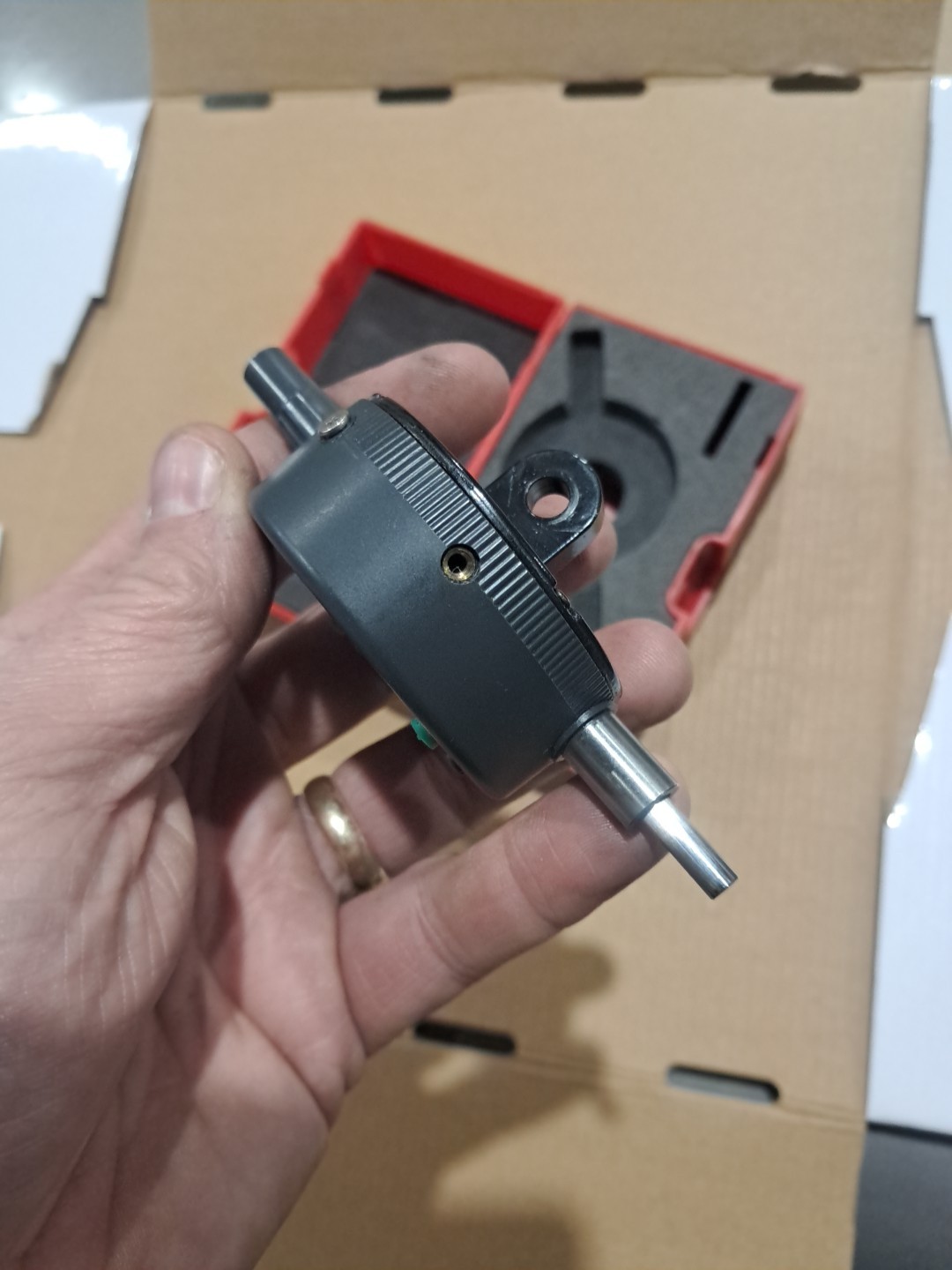 Mitutoyo 543-693B Absolute Digital Indicator .5"/ 12.7MM Electronic .5-.0001"