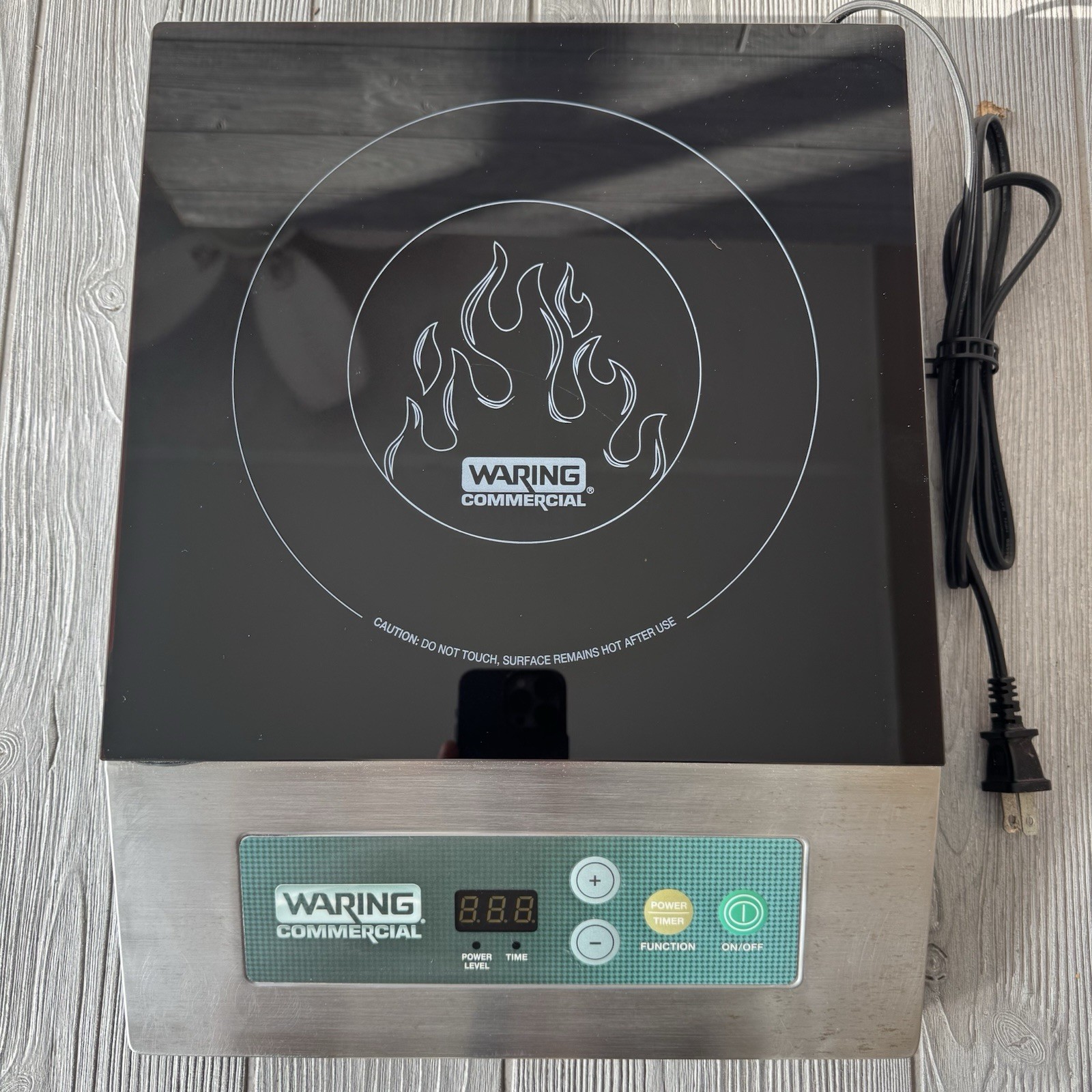 Waring Commercial WIH200 Single Induction Range Hot Plate Burner Timer Power Set