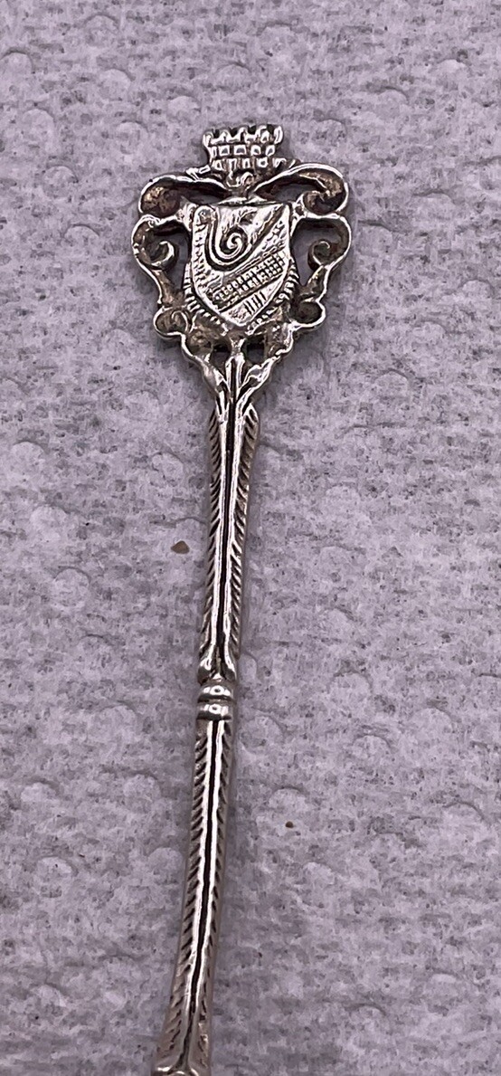 ANTIQUE .835 SILVER HAMBURG PORCELAIN SHEILD SOUVENIR SPOON 4 1/4”