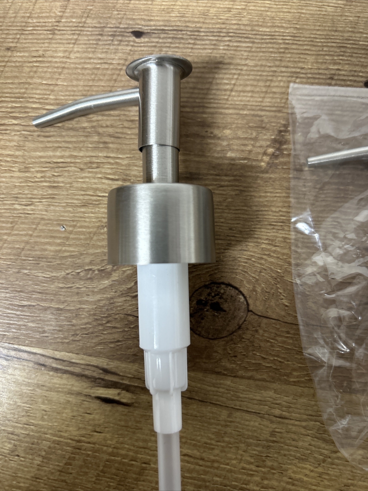 Metal Soap Pump Liquid Lotion Dispenser Replacement Head ~ 2 PACK -FREE SHIPPING