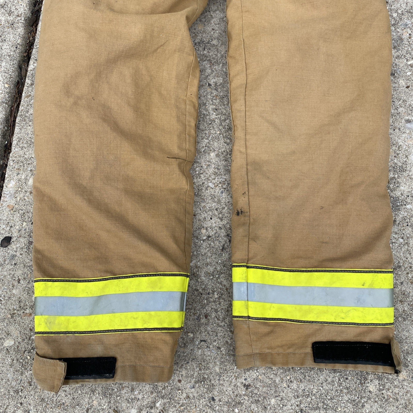 Globe Lifeline Technical Rescue Extrication EMS PANTS Medium 34 X 32 Length