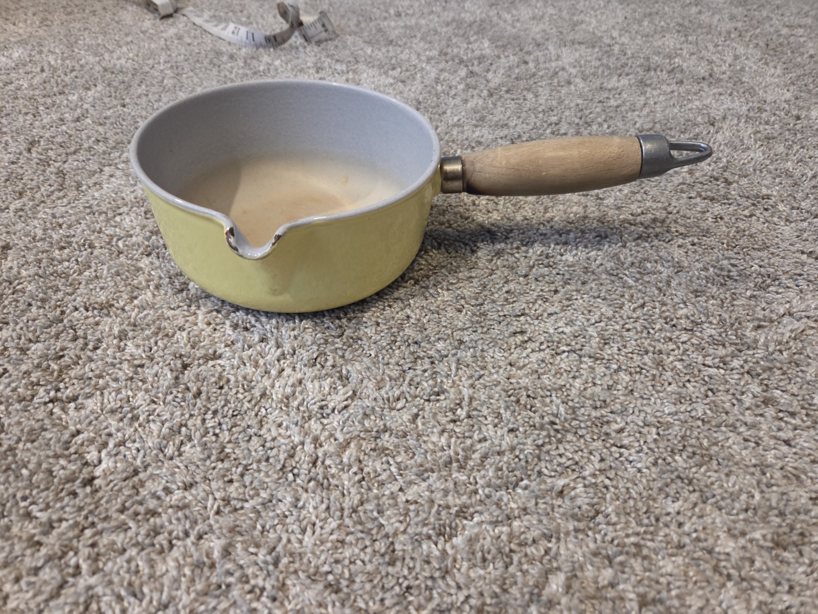 Vintage Enamelware Over Cast Iron Yellow Saucepan With Spout & Wooden Handle MCM