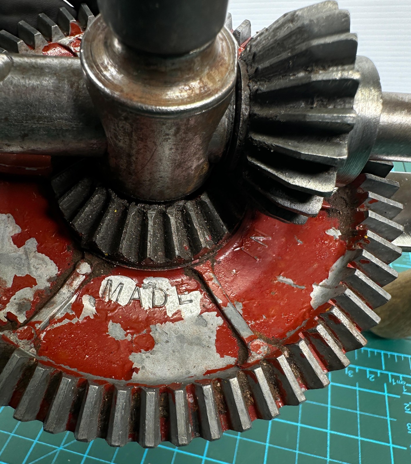 Vintage Hand Crank Eggbeater Shoulder Brace Drill Tool A218 Red Made In USA