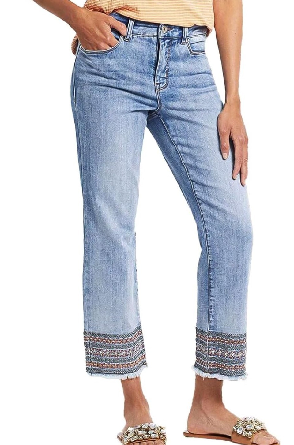 Flamingals Sz M Straight Leg Jeans Low Rise Cropped Wash Embroidery Raw Hem