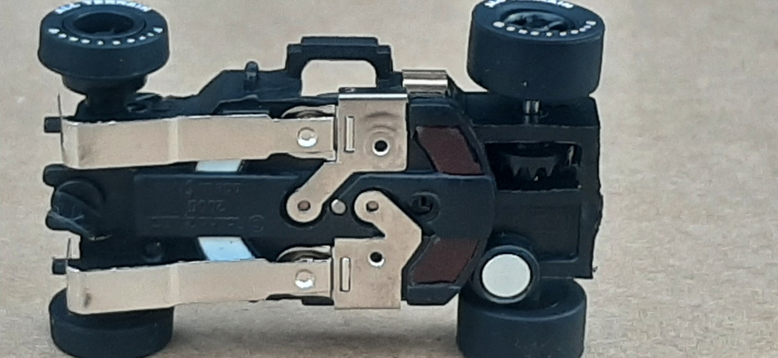 Back To School Special Autoworld Ultra G Xtraction Chassis With Blacked Out Rims