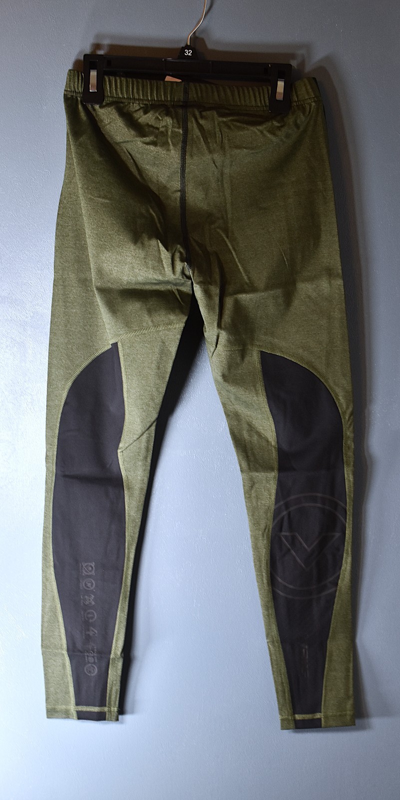 Virus Grappler V2 Splats compression tights size men's Medium, black & green