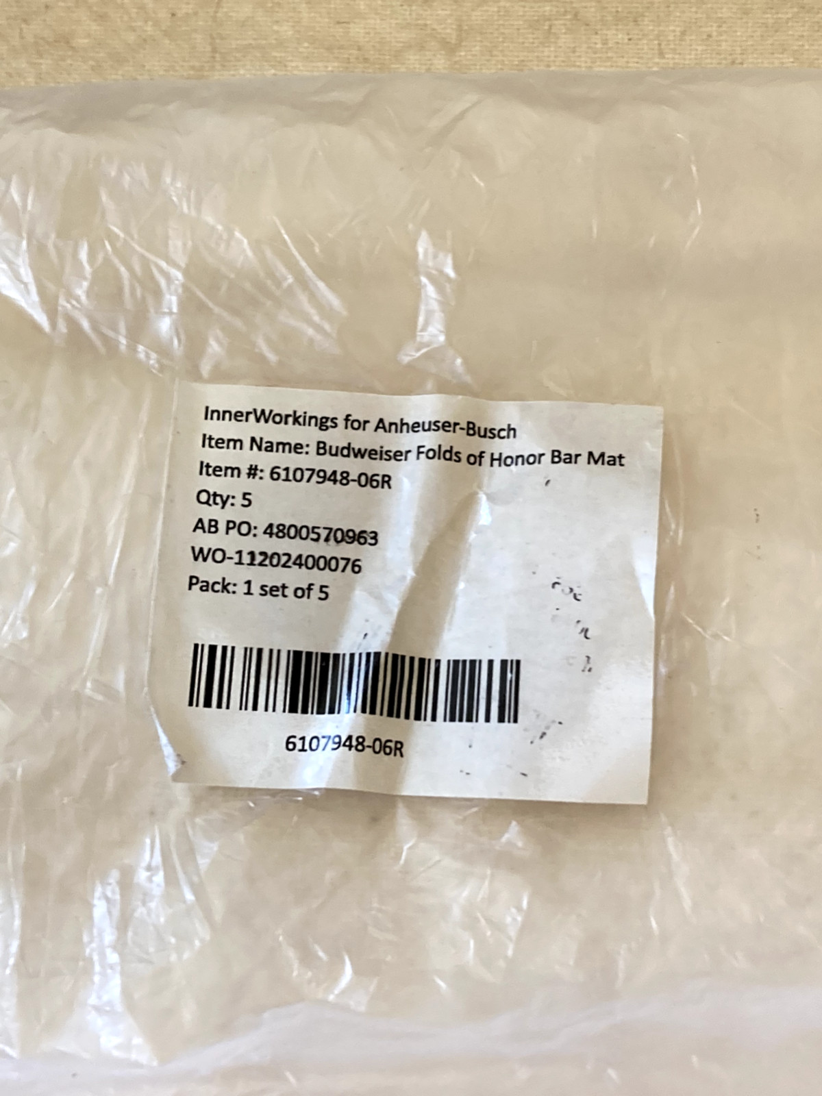 budweiser beer 'folds of honor' bar mat - 24"x 3.5" NOS (5 avail) EXC cond...