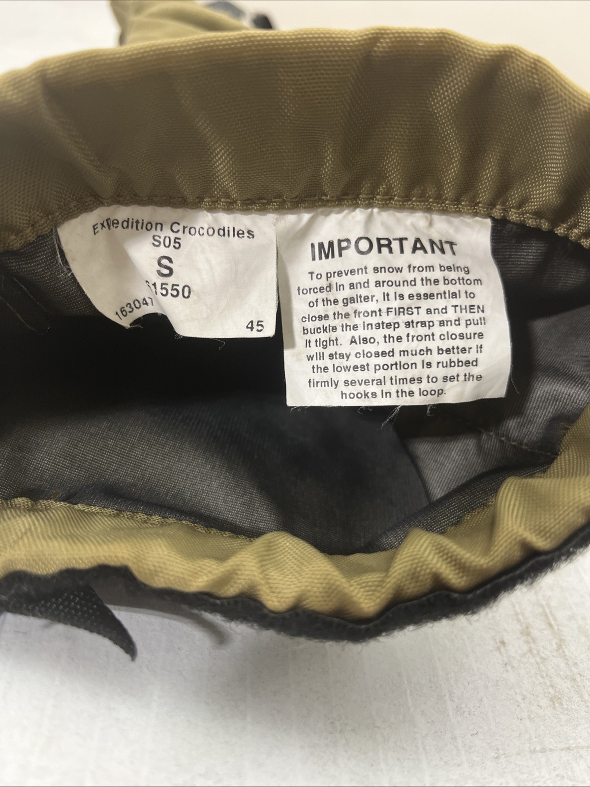 US Military Issued Outdoor Research Expedition Boot Gaiters, Coyote SIZE SMALL