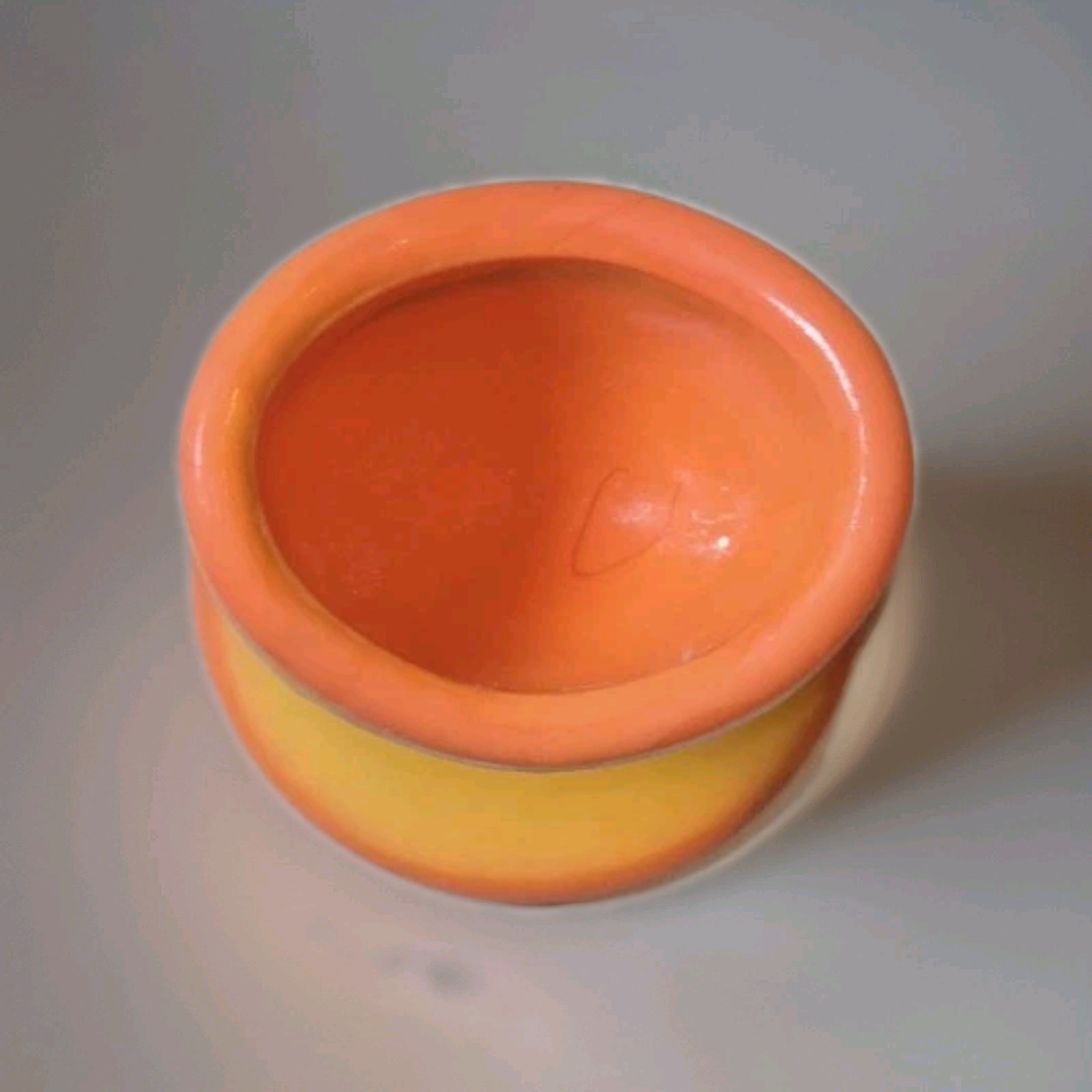 VINTAGE UV REACTIVE SLAG Glass ORANGE SWIRL Ribbed Design Eye Wash Cup by ROSSO