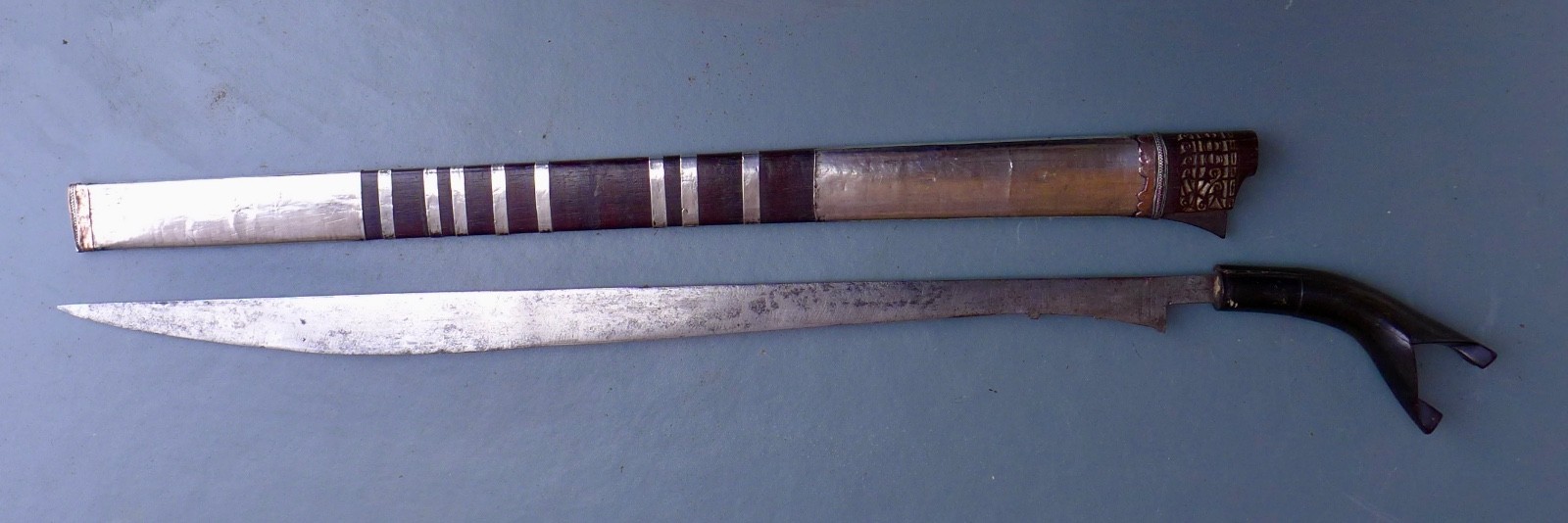 Nice and good Quality Karo Batak sword Indonesia Sumatra 19th. century no mandau