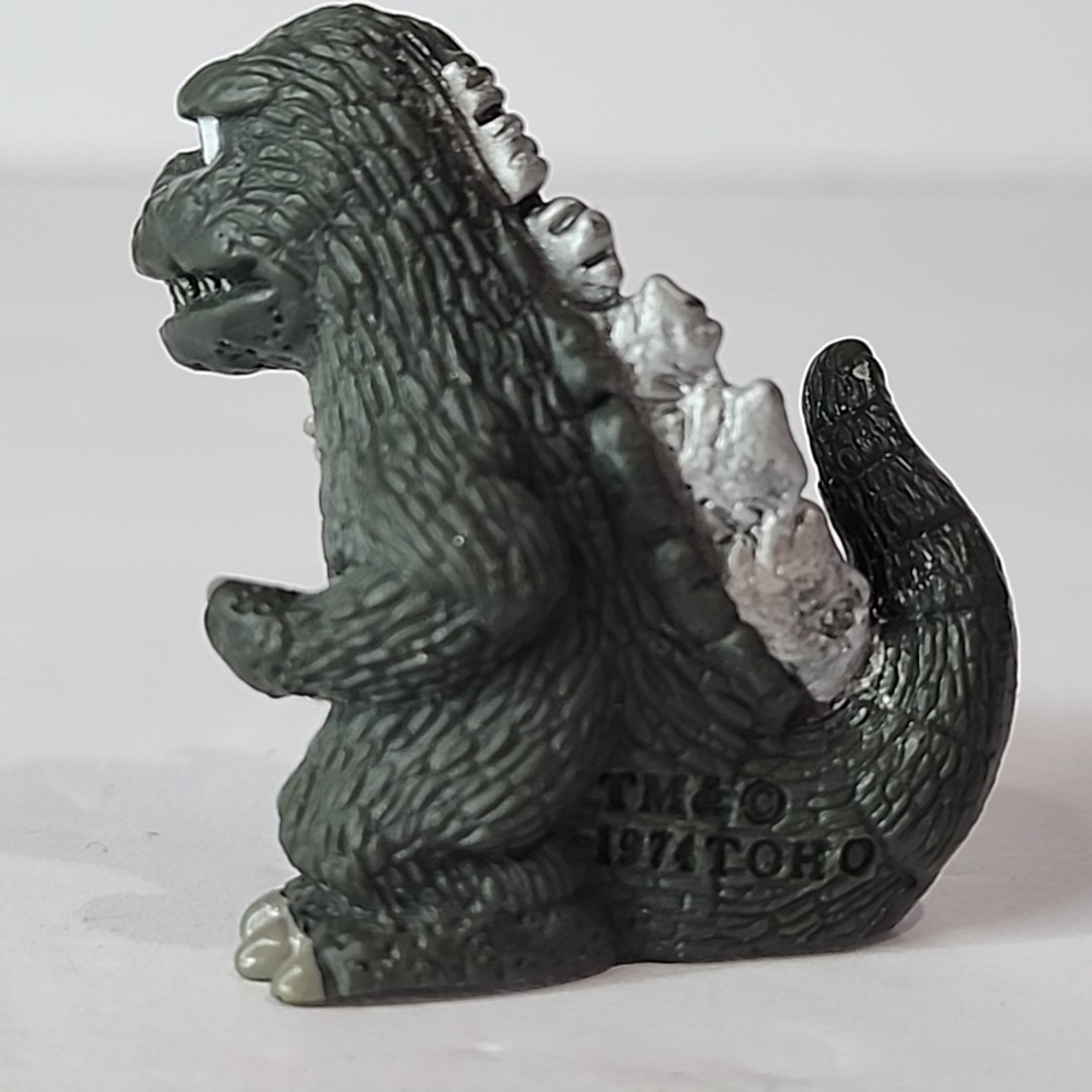 2001 Godzilla 1.5" 1974 Fake Godzilla Finger Puppet Mini Figure Gashapon Toho