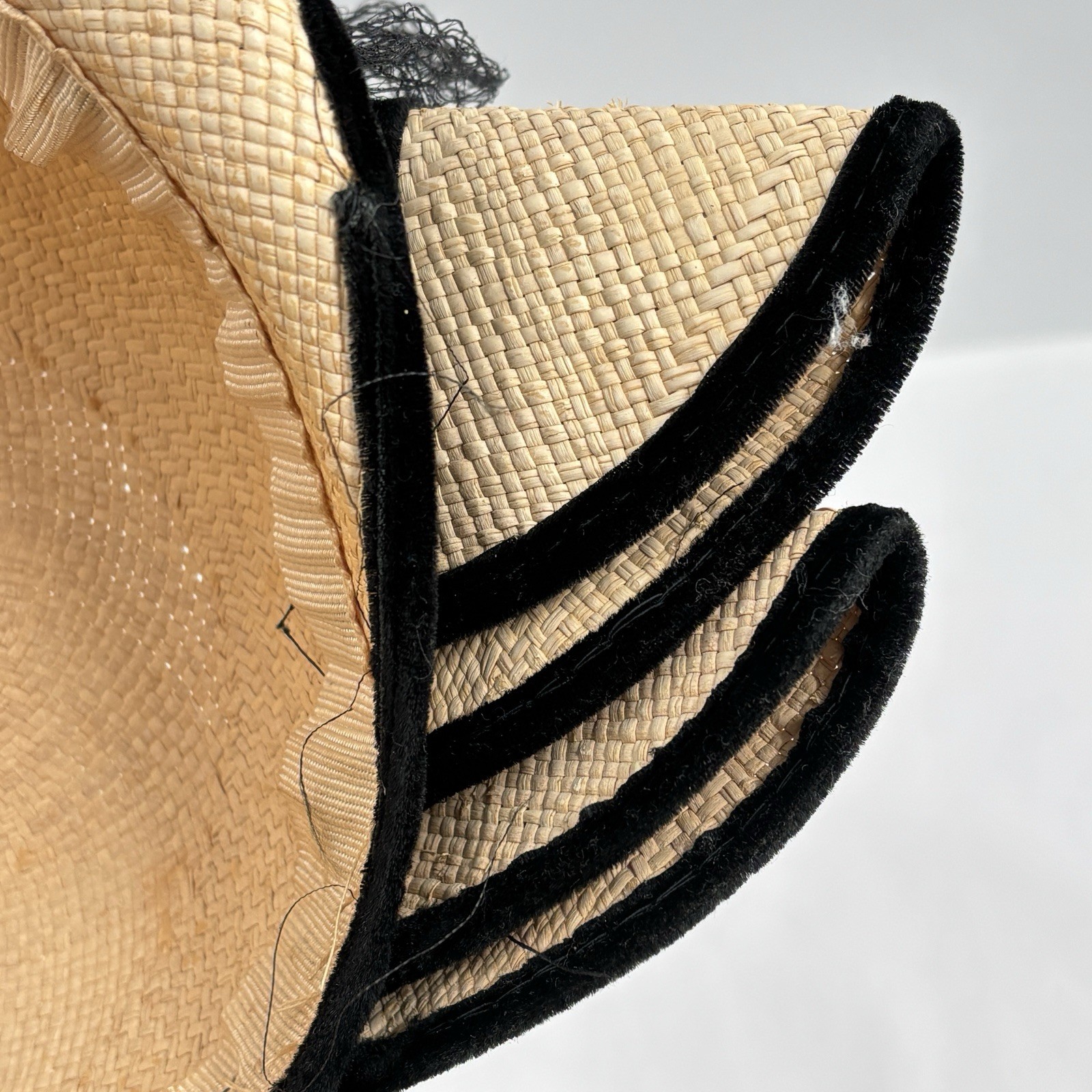 Vtg 60s Genuine Panama Straw Tilt Hat Black Velvet Trim Veil