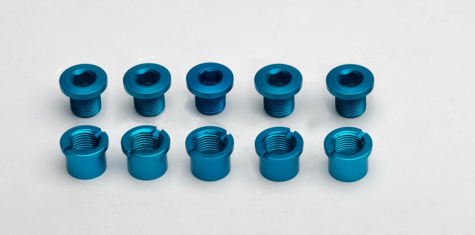 Vuelta Alloy Chainring Bolt Set 8mm Double Blue