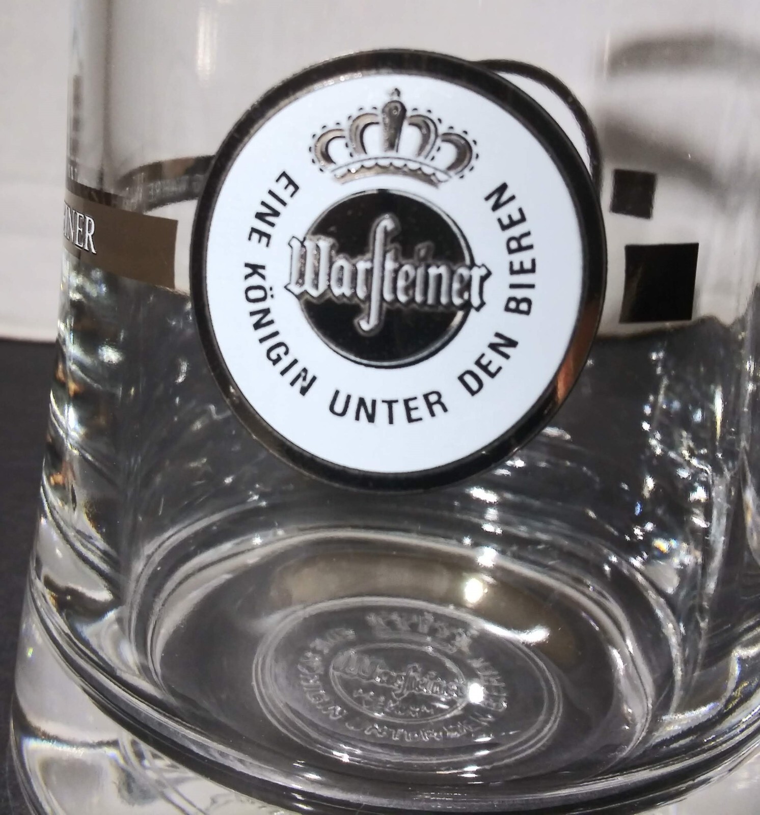 Warfteiner Beer Mug Stein Eine Konigin Unter Den Bieren .5L Glass German Beer