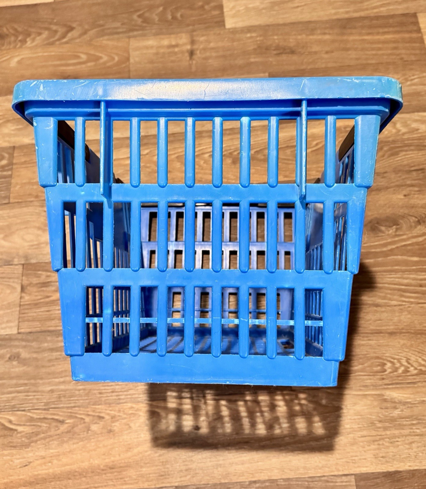 Vintage Toys R Us Blue Shopping Basket Rare Geoffrey