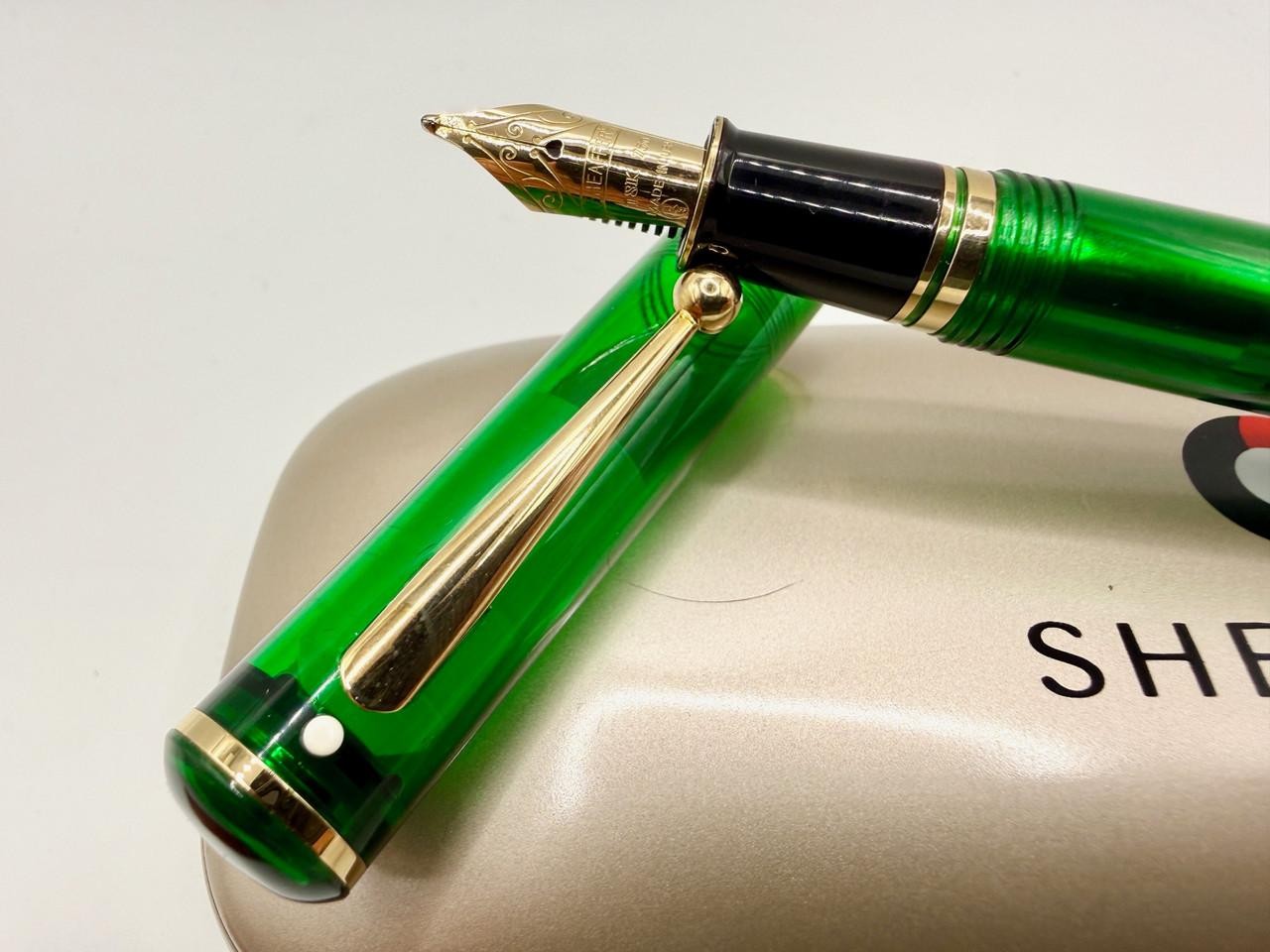 SHEAFFER LEVENGER CONNAISSEUR AEGEAN GREEN FOUNTAIN PEN B 18K