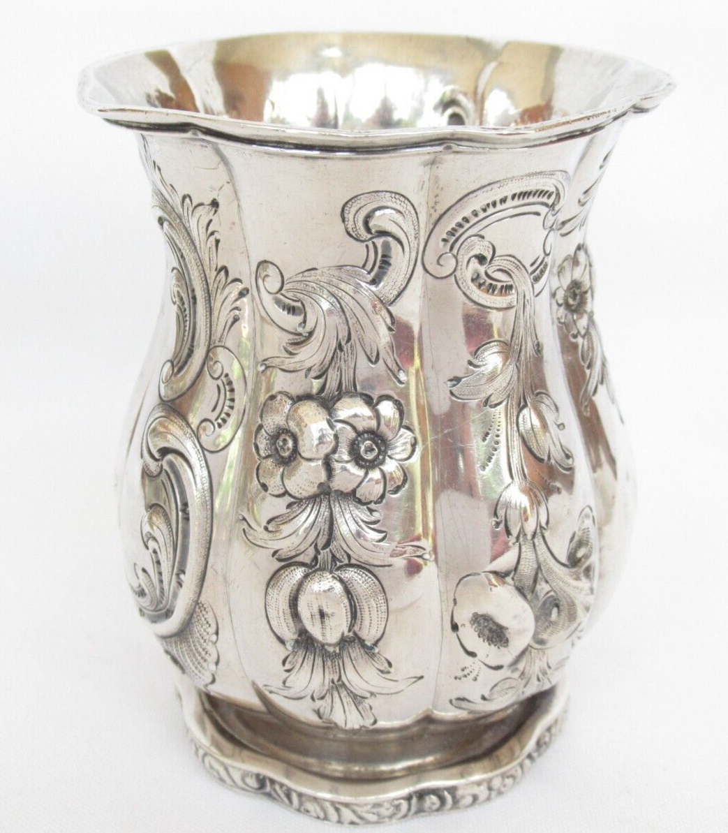 Antique Seymour Hoyt, New York American Repousse Coin Silver Beaker Cup 1855