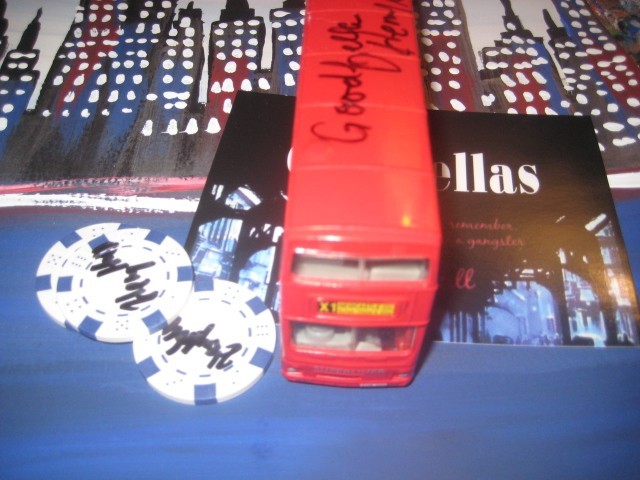 CORGI METROBUS DYECAST BEAUTIFUL SIGNED BY HENRY HILL