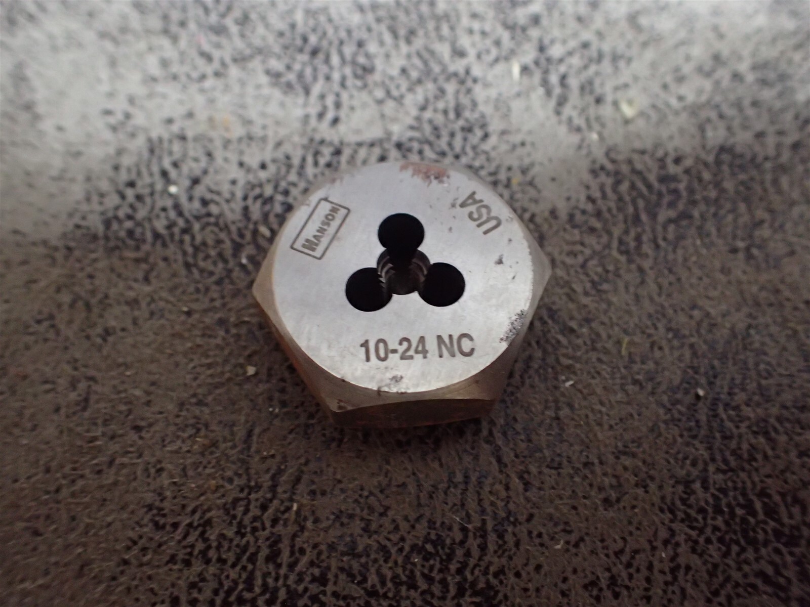 NEW Irwin 6428 10-24 HSS Hex Rethreading Die (BN273)