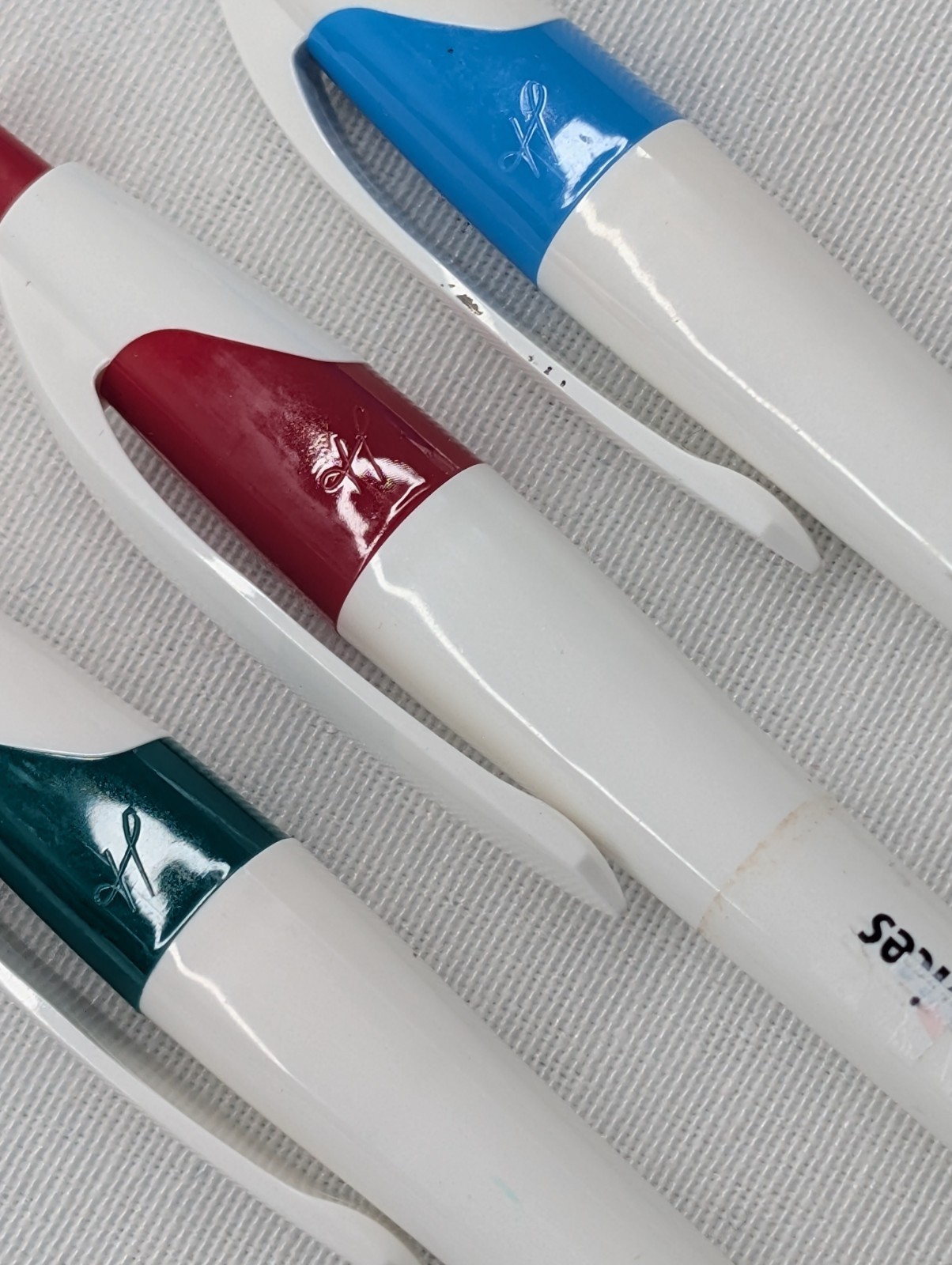 500 Bulk Misprint Retractable Pens Lot JAVALINA by HUB PEN Multicolor Mixed Case