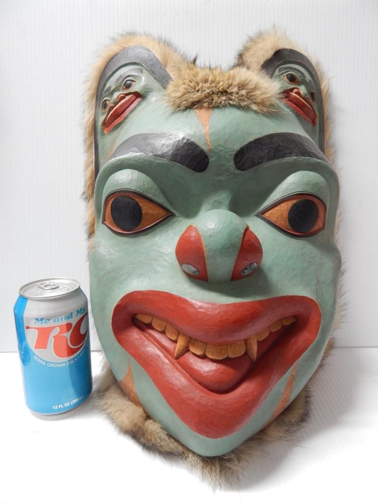 XTRA LARGE MASTERPIECE: VINTAGE JUNEAU ALASKA TLINGIT / HAIDA MASK - SIGNED