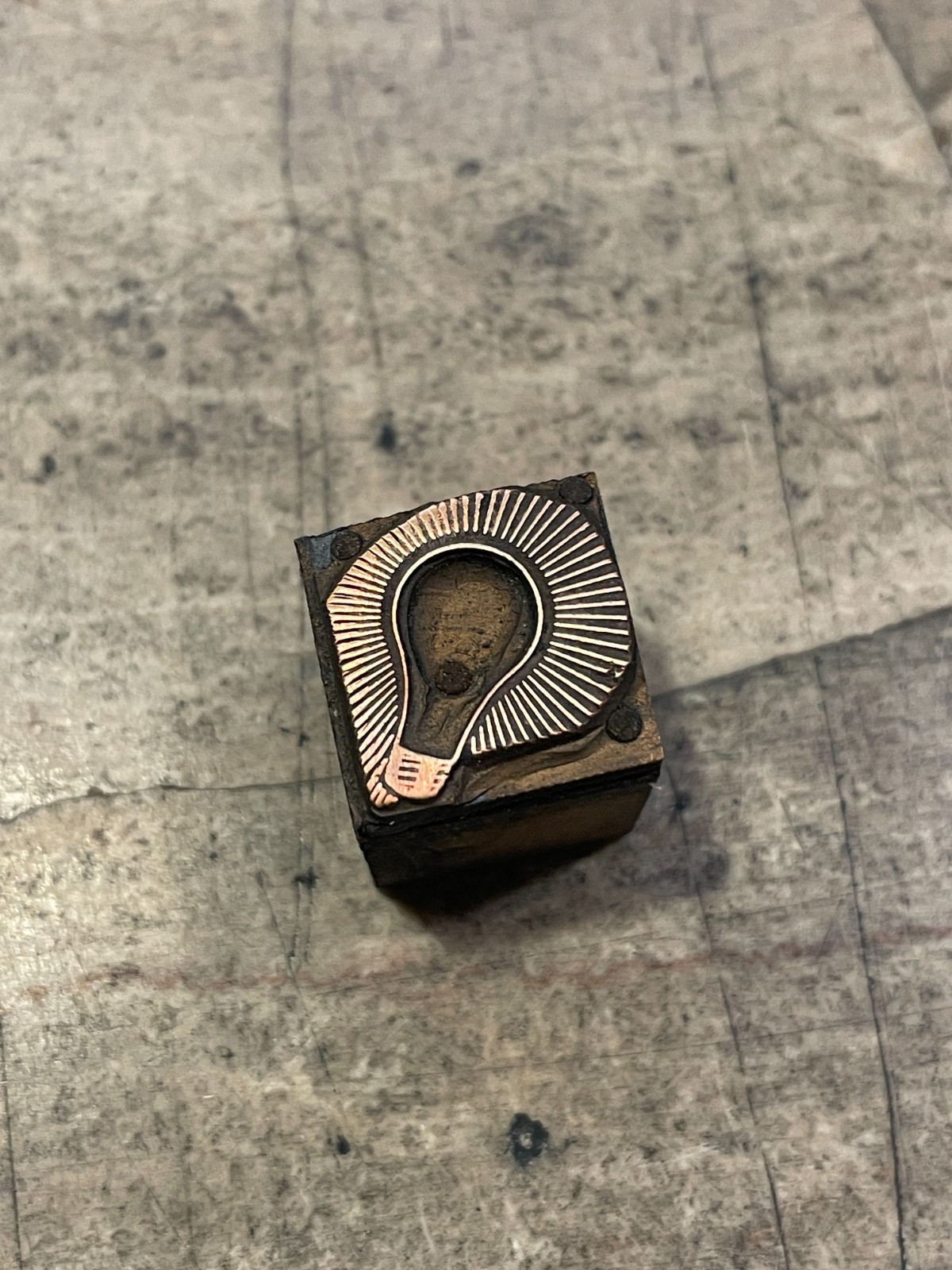 Printing Letterpress Printers Block Illuminated Light Bulb (1246)