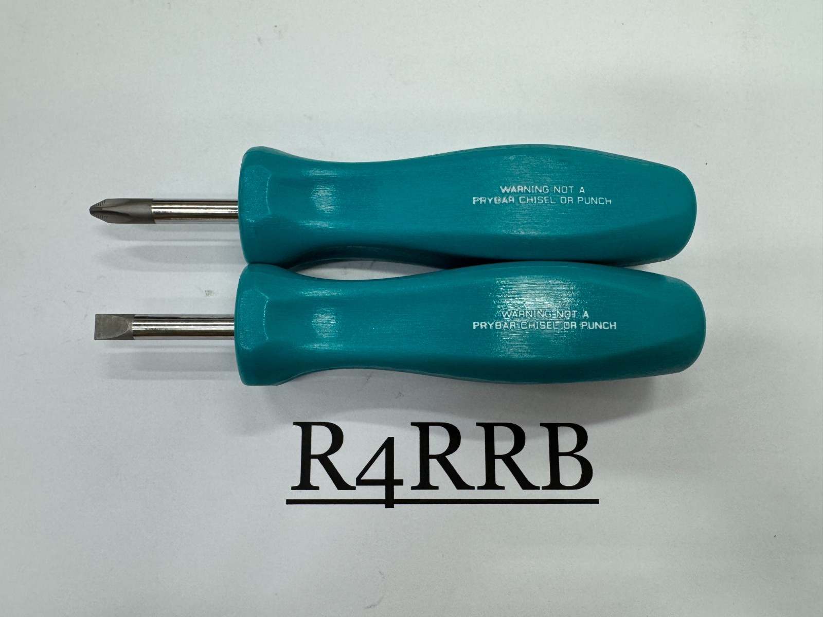 Snap-on Tools USA RARE TEAL 2pc Hard Standard Handle Stubby Screwdriver Set