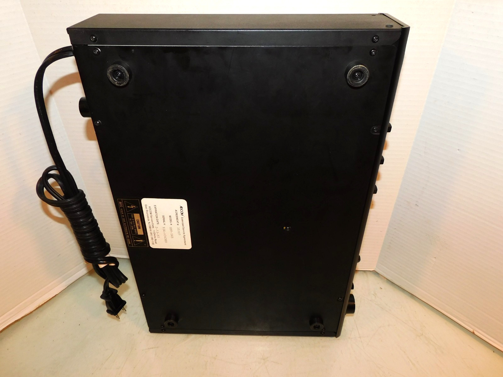 Adcom GFP-565 Stereo Preamplifier Excellent Working and Cosmetic Condition