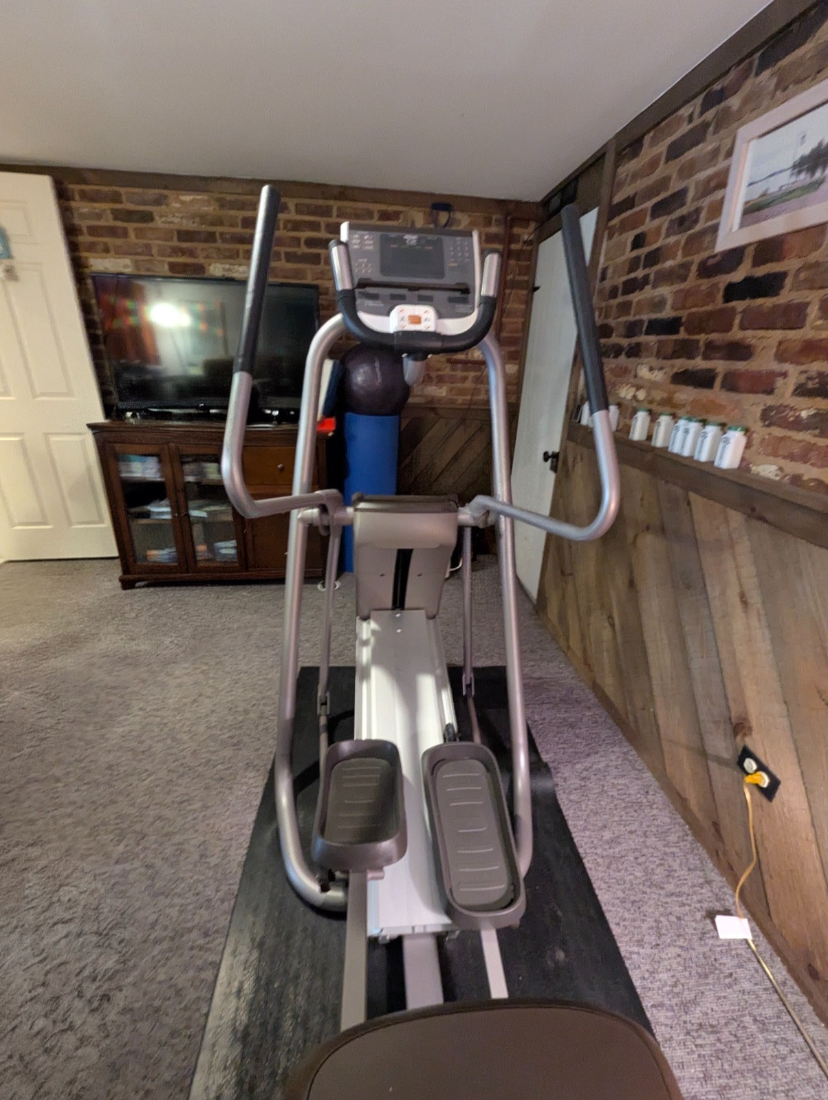 Precor 5.37 Elliptical Crosstrainer - Great Condition - Priced to Sell!