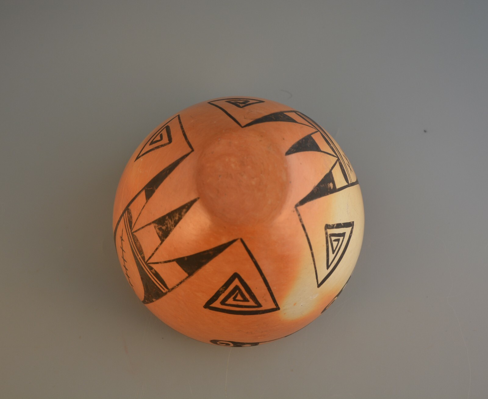 Vintage Traditional Hopi Pueblo Indian Pot - 5 1/8" Across