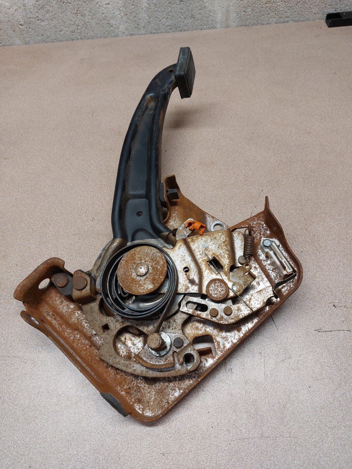 1998 Dodge Ram Truck Emergency Brake Pedal 1500 2500 parking E brake 1999 99 98