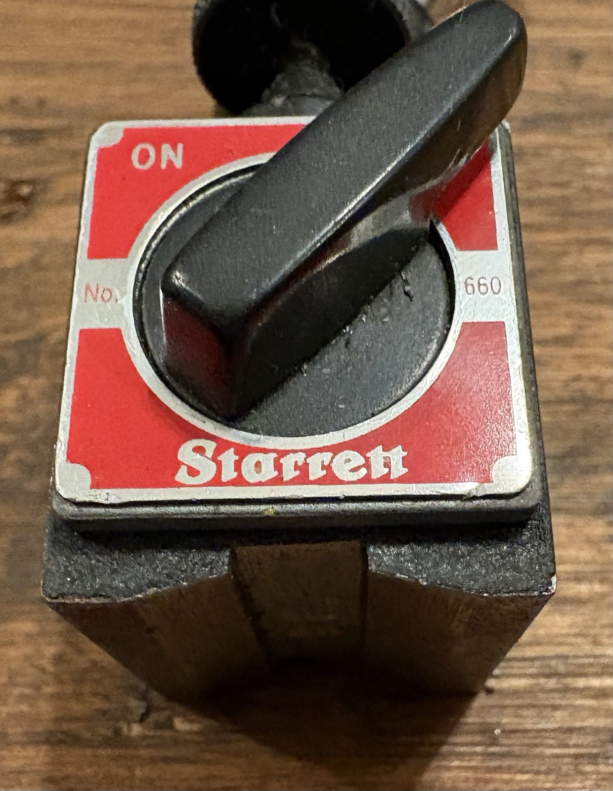 STARRETT # 660 MAGNETIC BASE Dovetail Mount Snug One Knob Lock