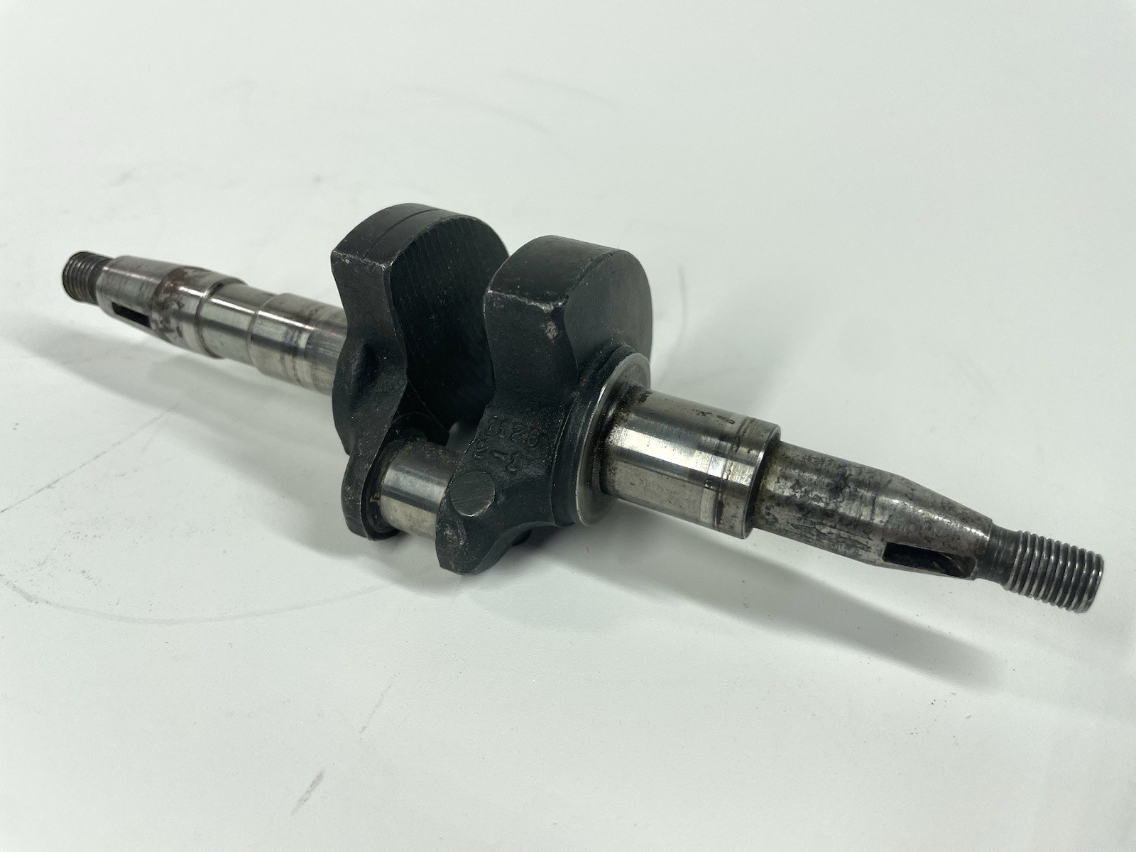 McCulloch Tapered Crankshaft Engine Go Kart Vintage Racing 7 7/8 Inch Long