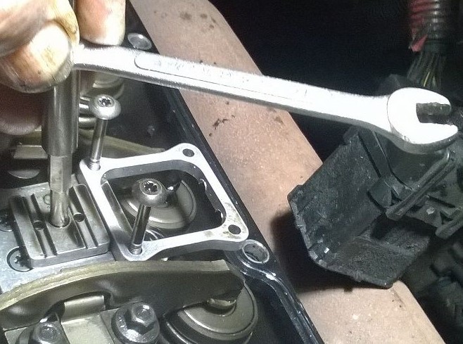 7.3L POWERSTROKE injector deluxe rebuild KIT w/ vice clamp and tools & springs