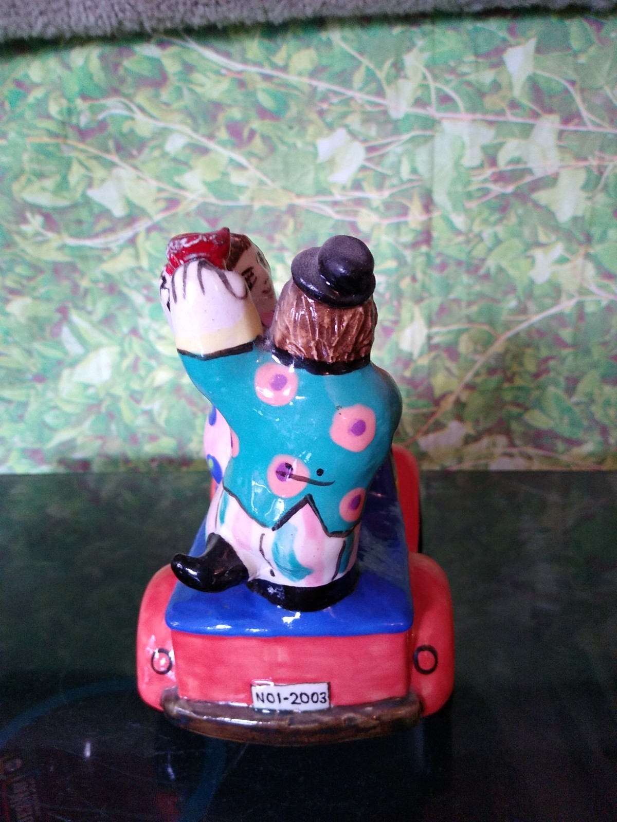 Noi Volkov Jewish Art – Ceramic Sculpture Piggy Bank 2 Partying In A Pickup