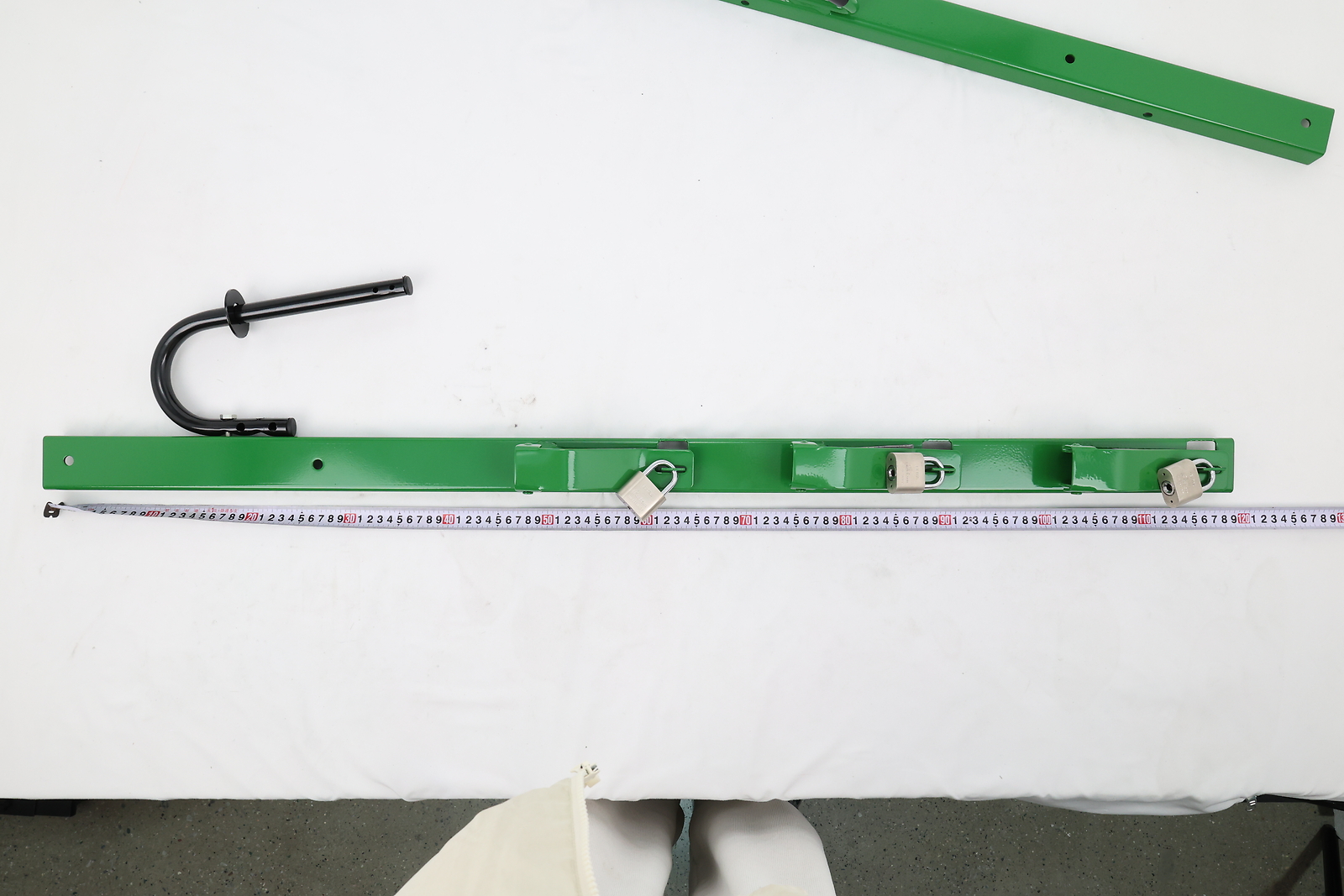 GREEN 3 Place Weedeater Trimmer Racks For OPEN Landscape Truck&Trailer w/ Lock