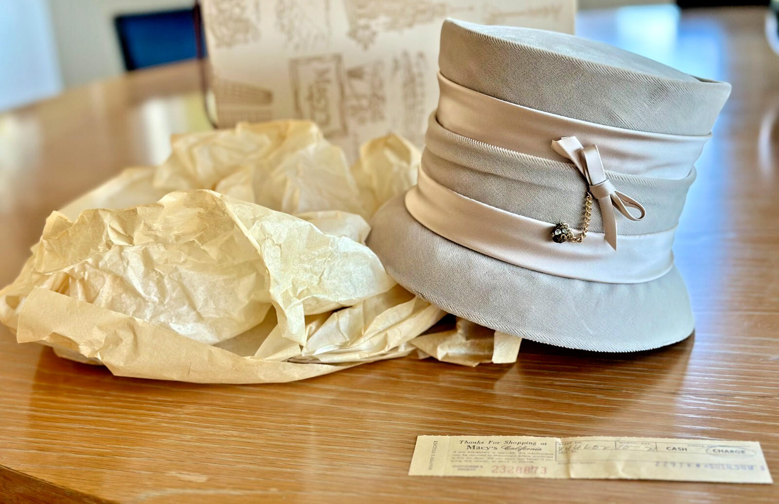 Vtg PILLBOX Hat w/ Original MACY'S Hat Box Beige Velour Tissue Sales Receipt 6"