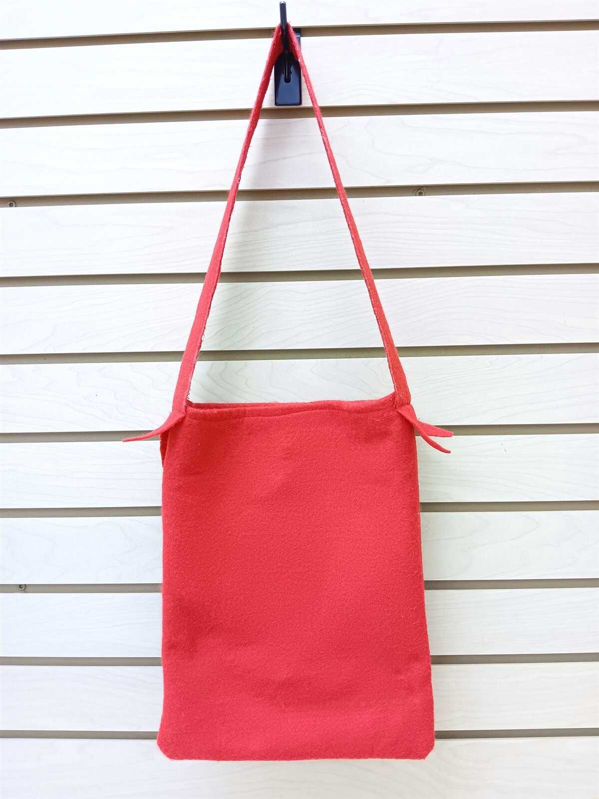 NICE HOMEMADE RIBBONWORK DESIGN RED WOOL NATIVE AMERICAN INDIAN SHAWL BAG