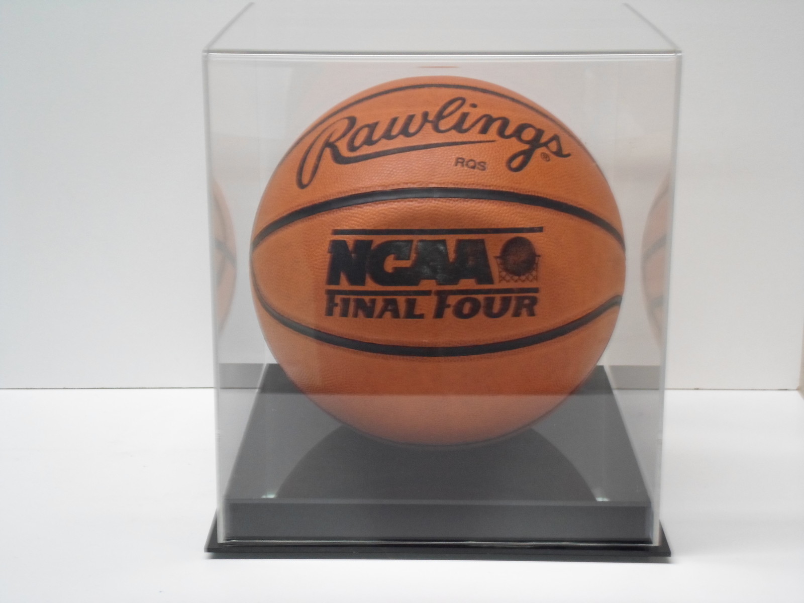 Basketball display case acrylic solid black base NBA NCAA 85% UV filtering
