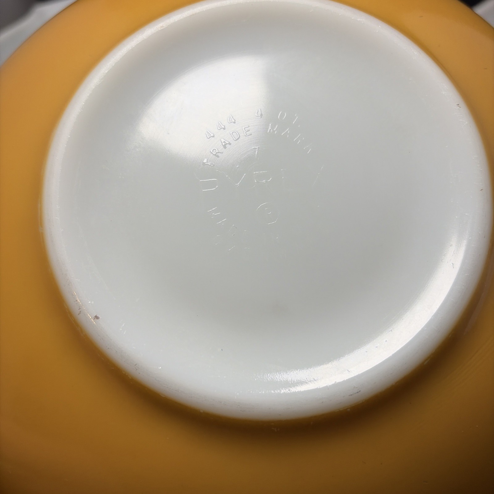 4 PYREX BUTTERFLY GOLD 4 CINDERELLA MIXING BOWLS 441-442-443 -444