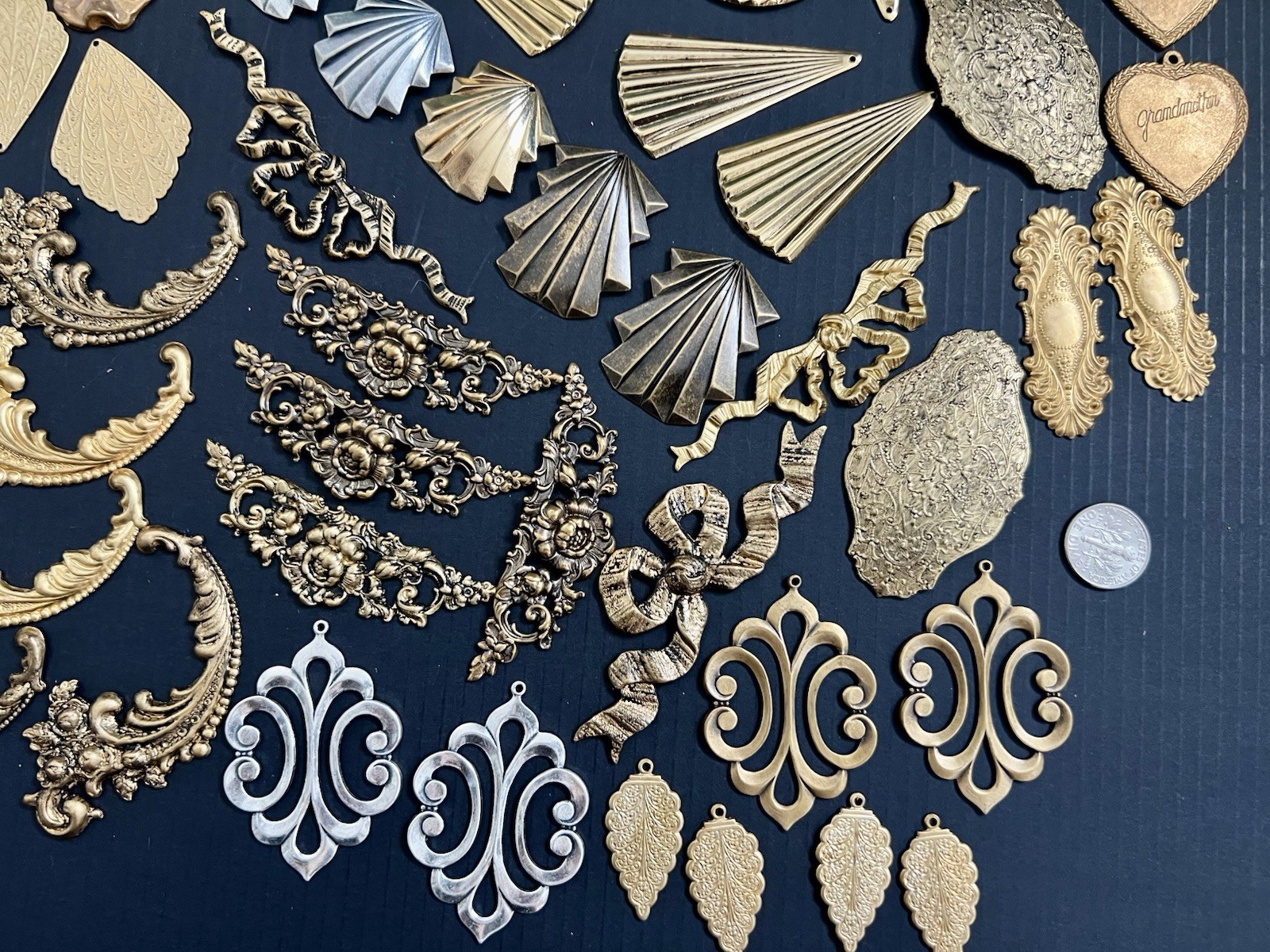 1 Lb + Vtg & New Metal Stampings Brass Gold Frames Settings Pendant Findings Lot