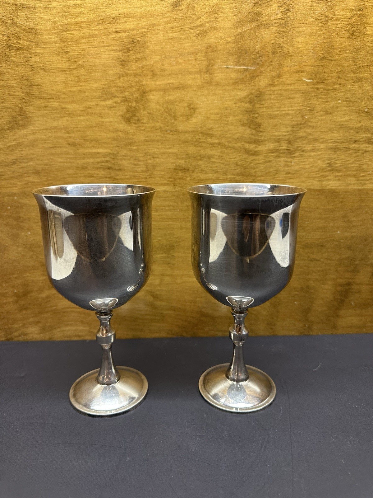Vintage Set Of 2 ONEIDA Silver Plate 8 Oz Goblets 6 3/8"