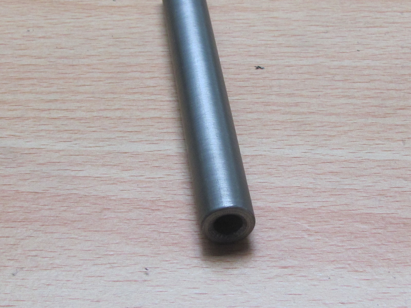 Steel   Tubing    5/8"  OD  X  3/8"  ID   X  18"  Long  1 Pc CRS  -FREE SHIPING