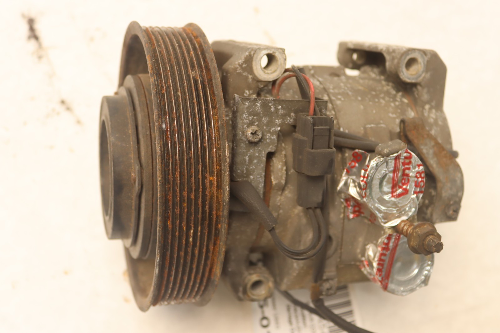 2008-2017 FREIGHTLINER CASCADIA 125 D15 A/C AIR COMPRESSOR 6512852 OEM