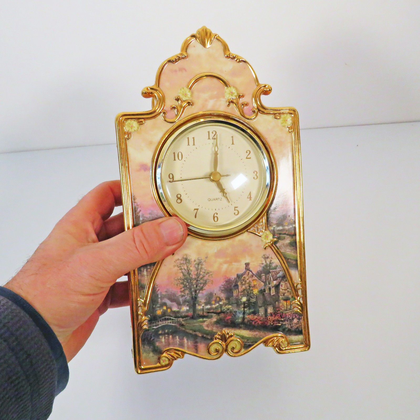 Bradford Exchange Thomas Kinkade Lamplight Lane Heirloom Porcelain Clock Ltd Ed