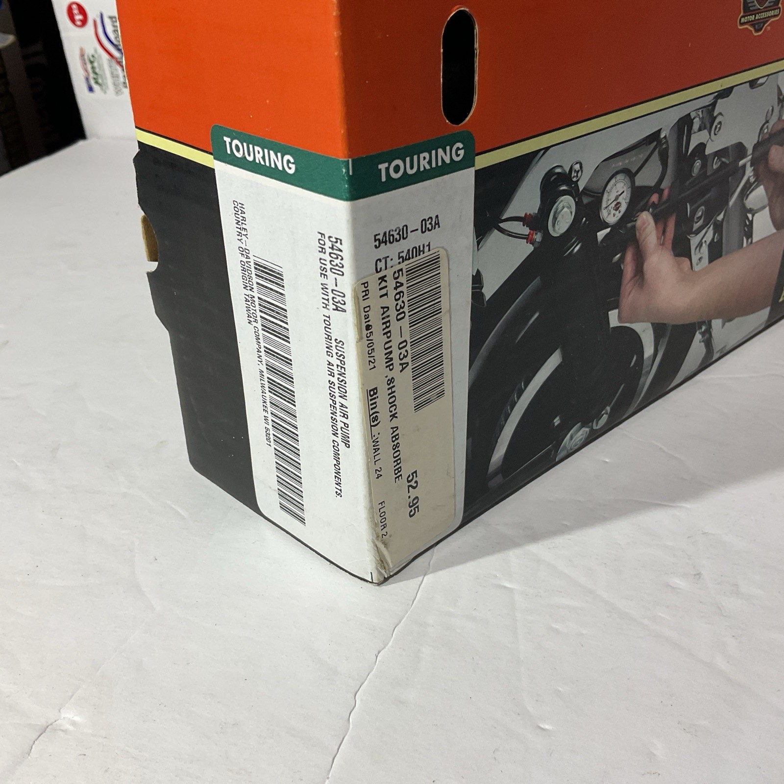 Genuine OEM Harley Davidson Touring Suspension Air Pump P/N 54630-03A