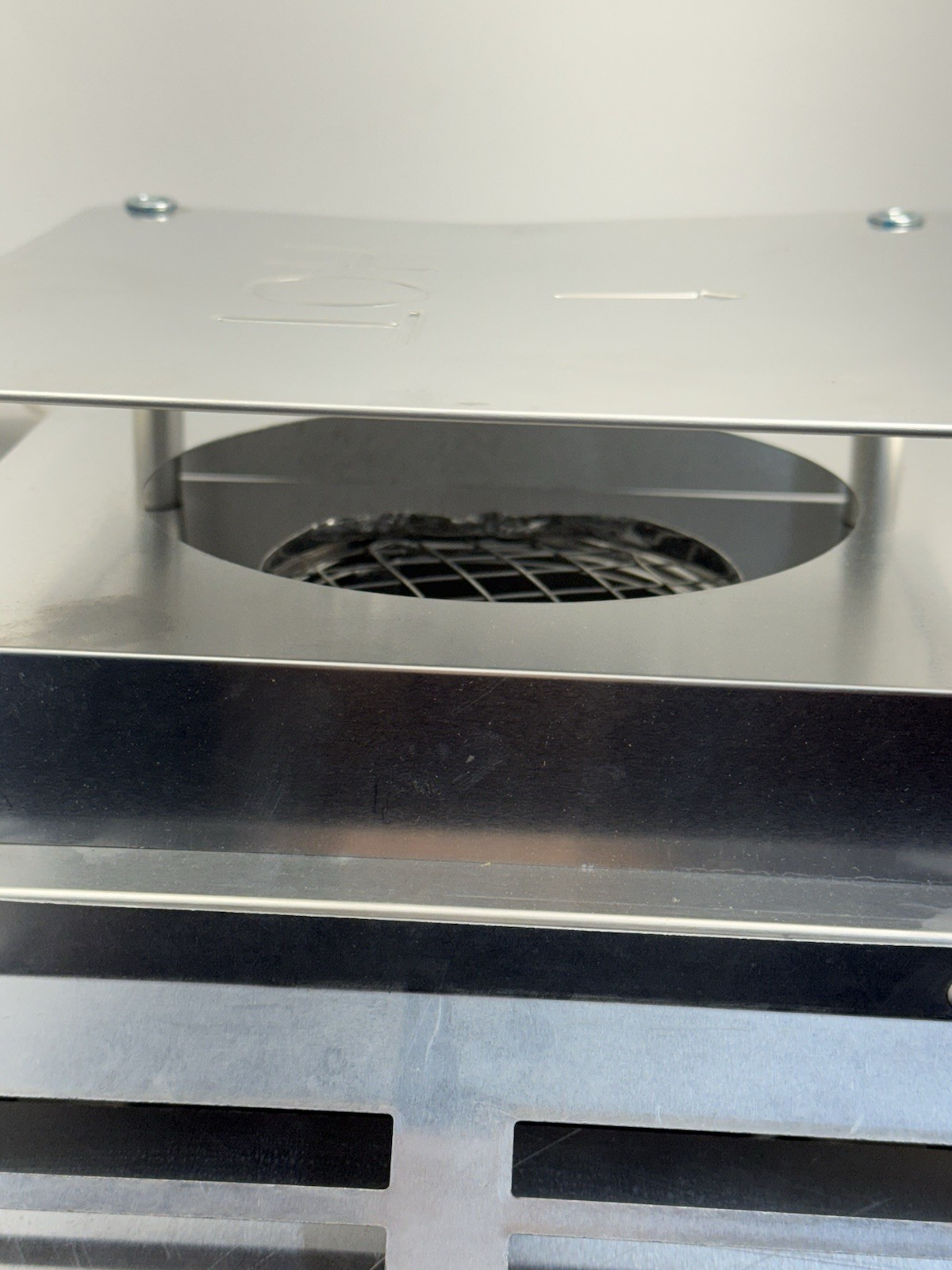 46DVA-HC Horizontal Square Stove Vent Horizontal Termination Cap 4" x 6 5/8"