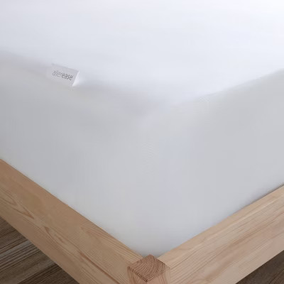 Queen Perfect Protection Cool Touch Mattress Protector - Allerease