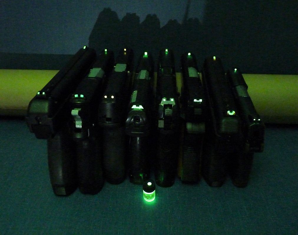 Glow-On Glow Night Sights Kit, Paint & Film 2.3ml paint +7 x 3.3cm Glow Film