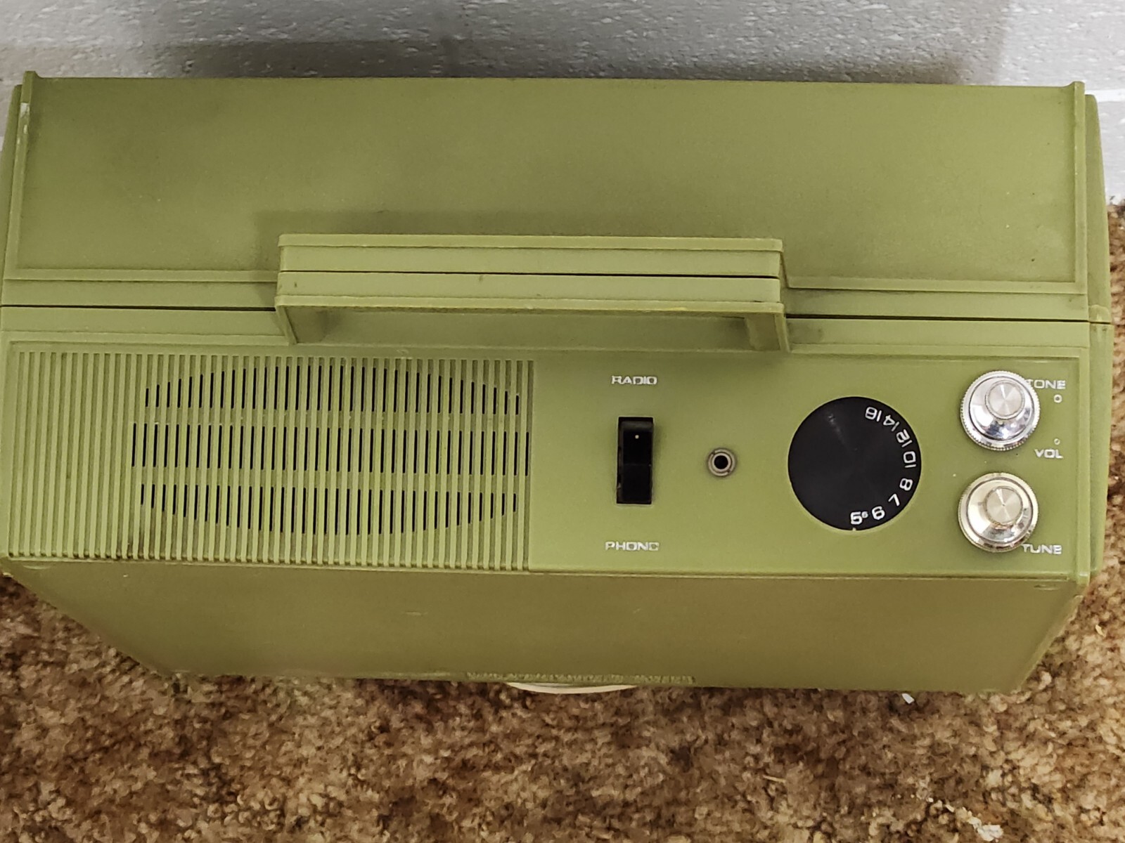 RCA Victor Record Player VLP26G AM Radio Vtg Green Portable PARTS REPAIR BROKEN